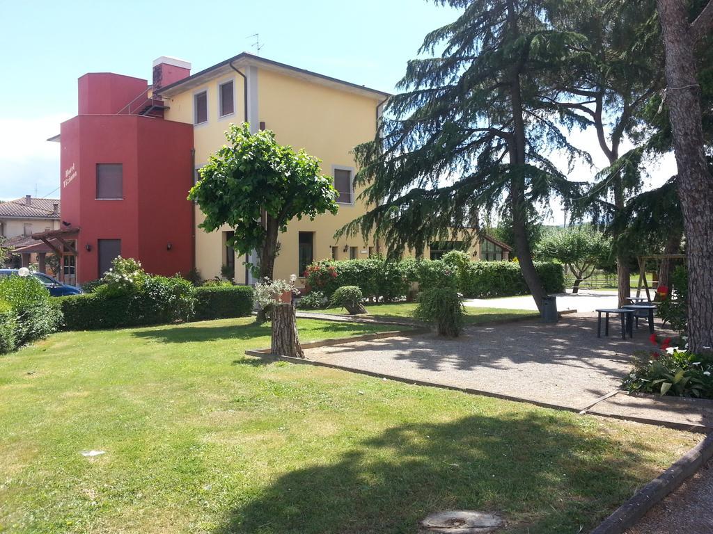 Hotel Tiziana Montepulciano Stazione المظهر الخارجي الصورة