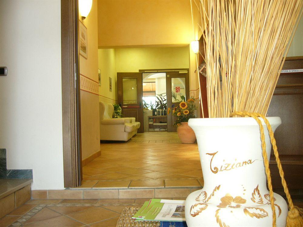 Hotel Tiziana Montepulciano Stazione المظهر الخارجي الصورة