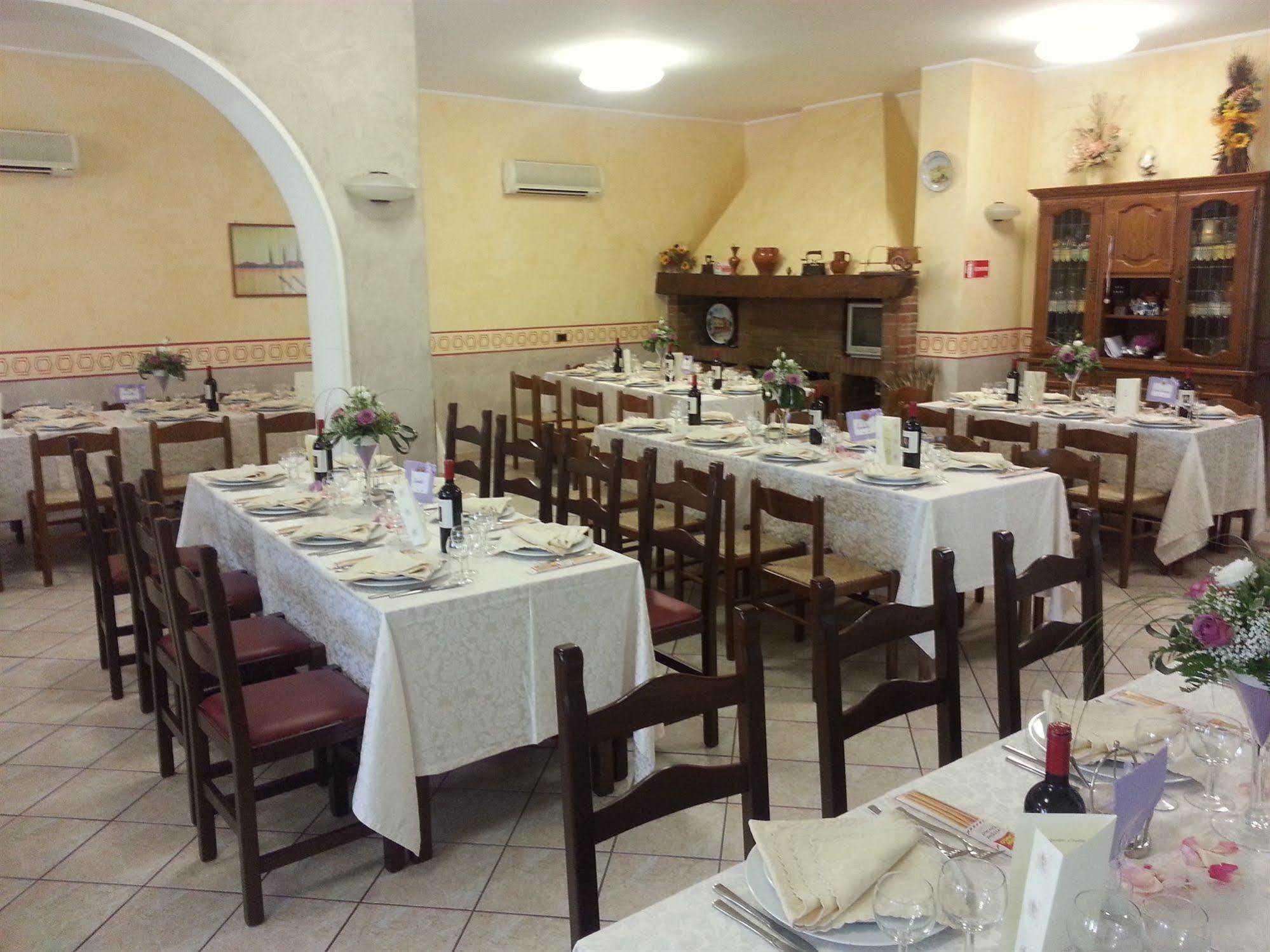 Hotel Tiziana Montepulciano Stazione المظهر الخارجي الصورة