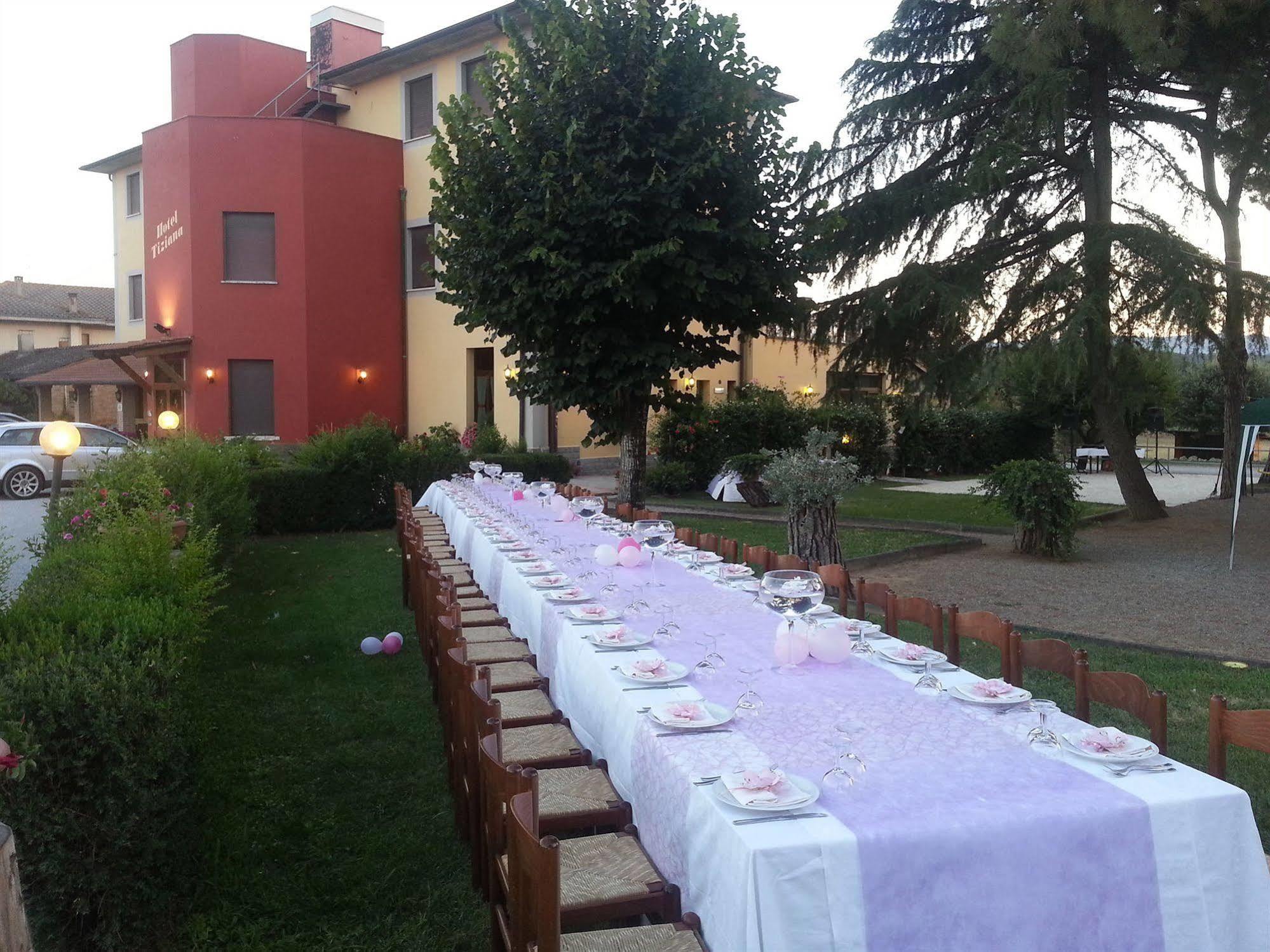 Hotel Tiziana Montepulciano Stazione المظهر الخارجي الصورة