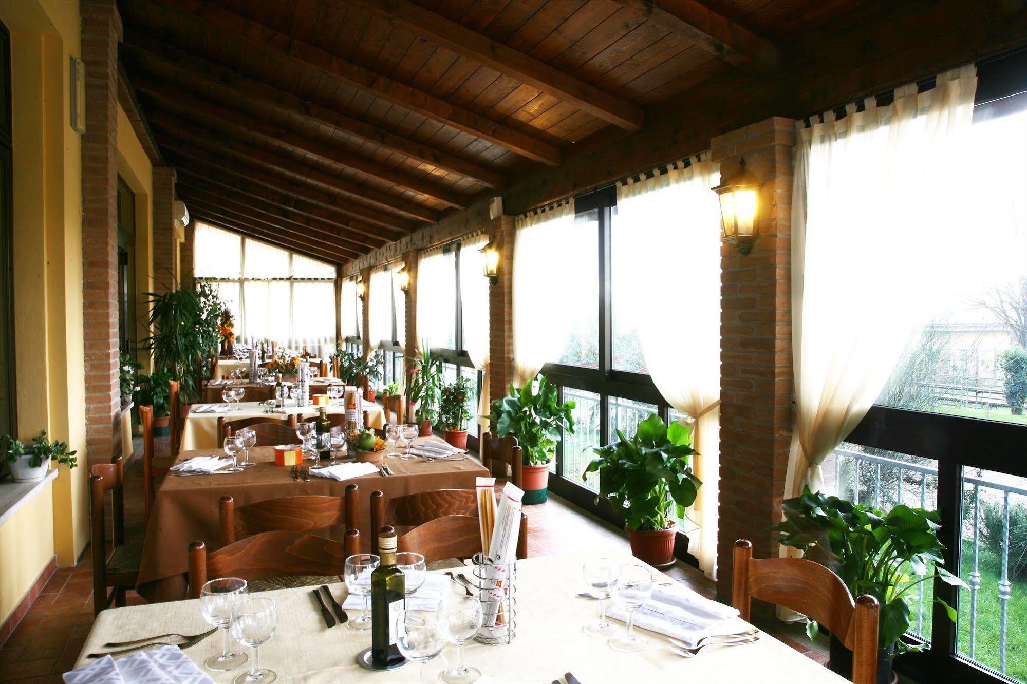 Hotel Tiziana Montepulciano Stazione المظهر الخارجي الصورة